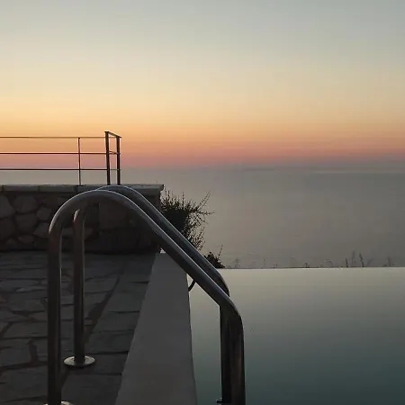 Vilă Point Of View Andromeda