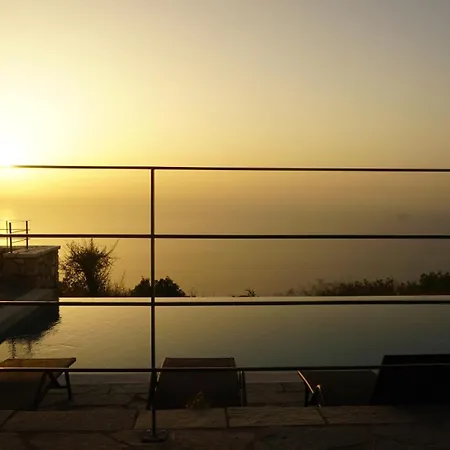 Point Of View Andromeda Δρυμώνας